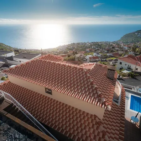 Sunnyside Villa *